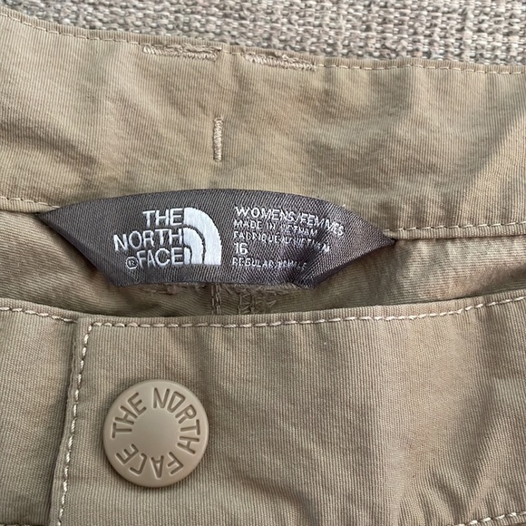 The North Face khaki hiking pants - sz 16 - Picture 3 of 13